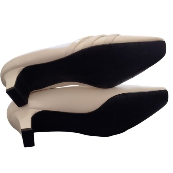 Easy Street Entice Size 8M Pumps Ivory Low Heel Dress Shoes Square Toe Comfort - Picture 12 of 14